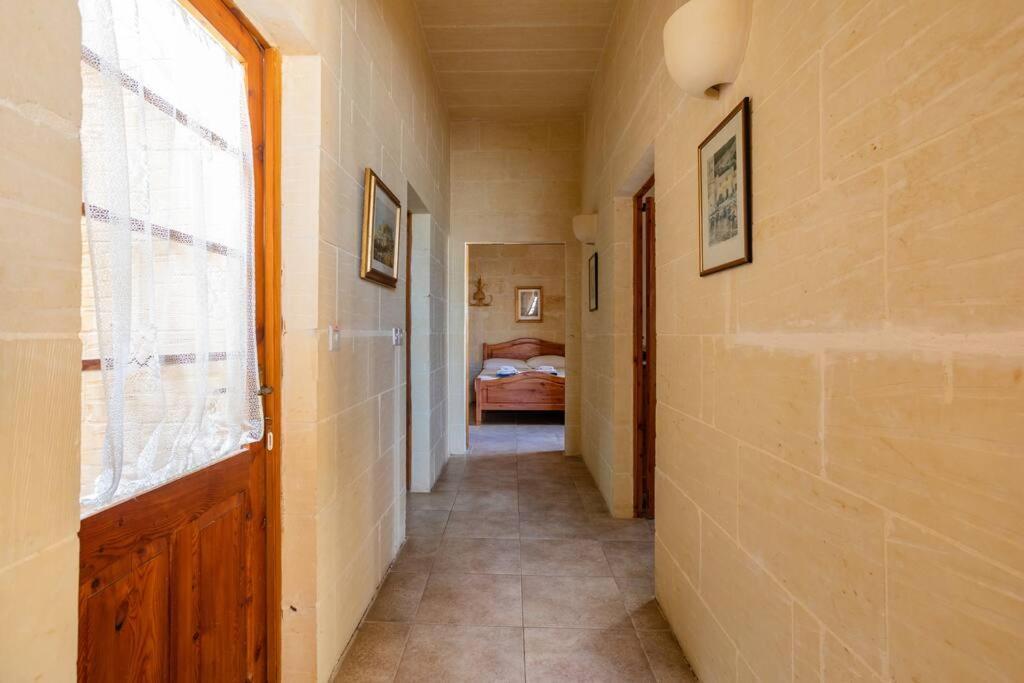 Gozo Rustic With Stunning Views And Swimming Pool بيت للعطل