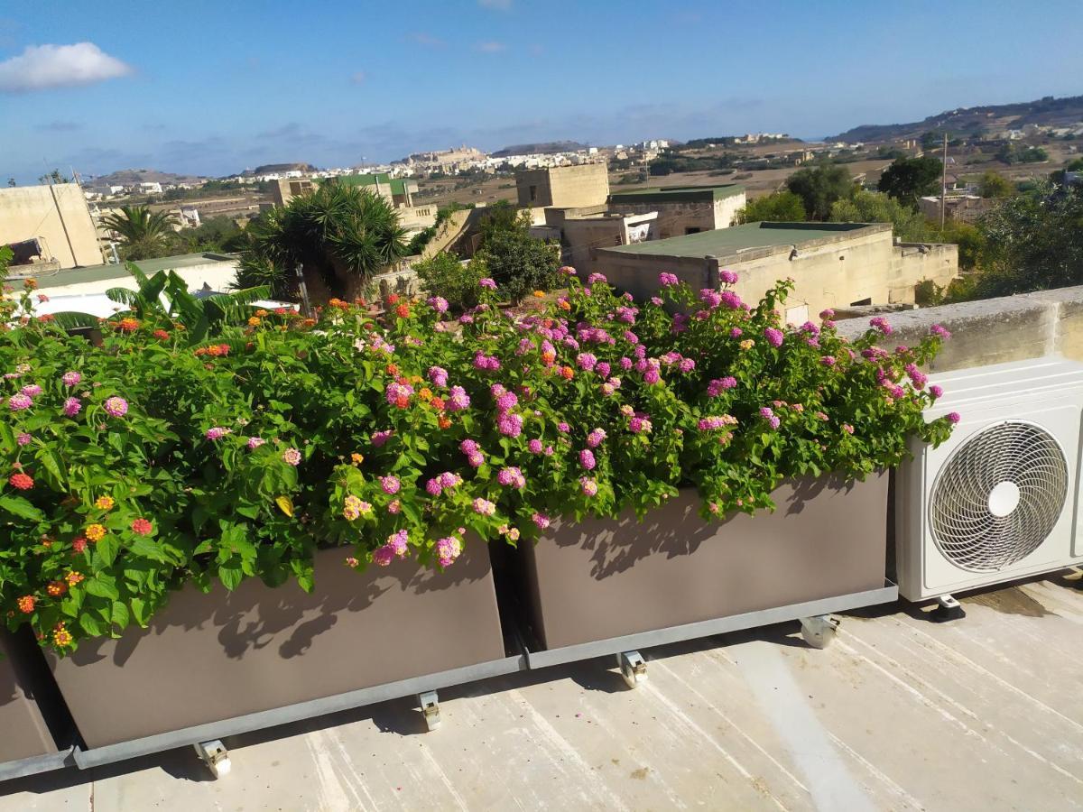 Gozo Rustic With Stunning Views And Swimming Pool * Саннат